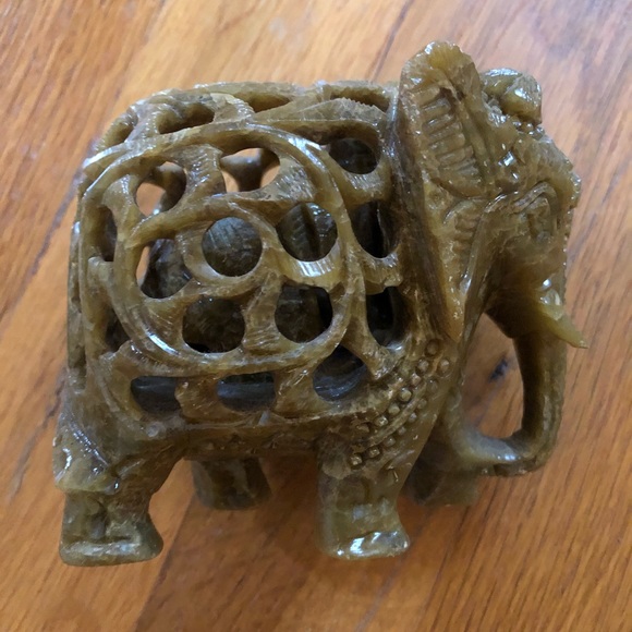 NWOT Double Carved Jali Elephant - Picture 5 of 8